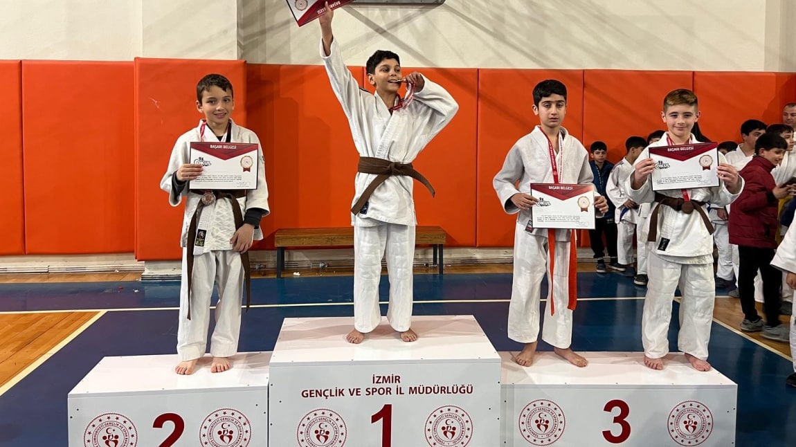 Judo İzmir Üçüncülüğü
